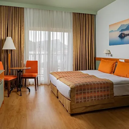Aqi Hydros Club Hotel 5*